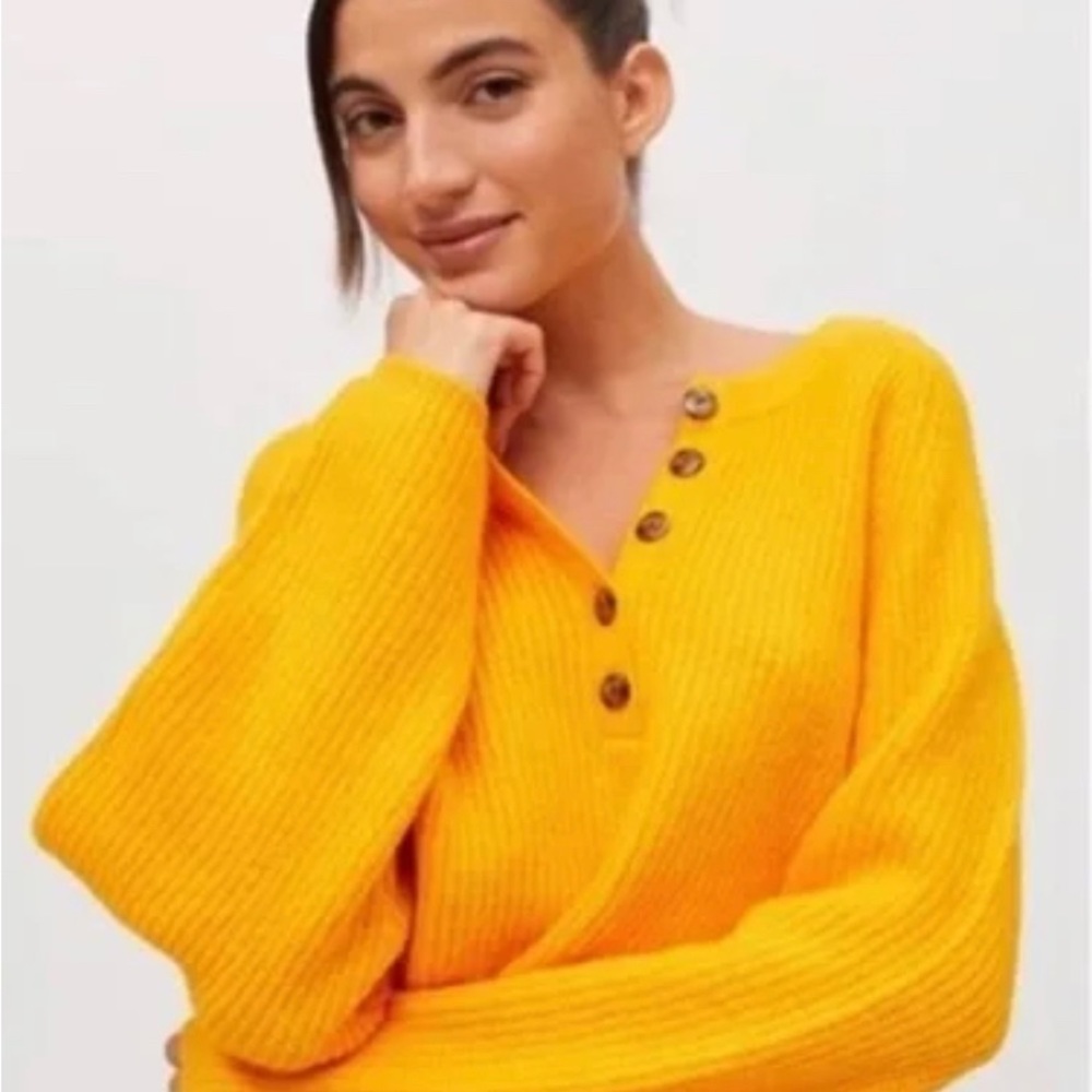 Urban Outfitters BDG Harlow Henley Sweater.  Size XS.  New with tag.